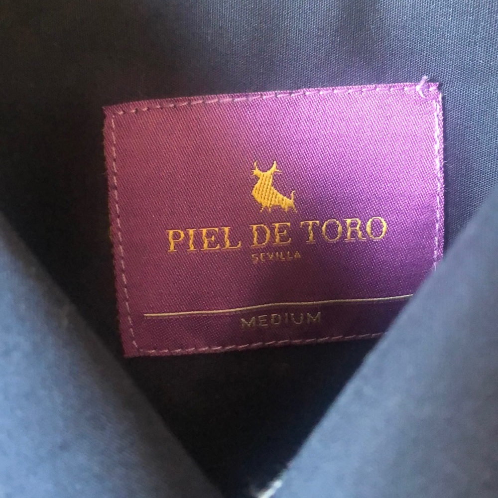 Piel de toro exclusive shirt Sevilla Spain - Picture 3 of 5